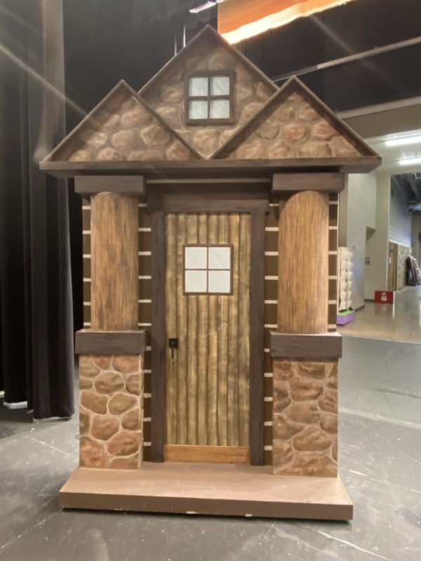 Into The Woods : Cinderlla's house